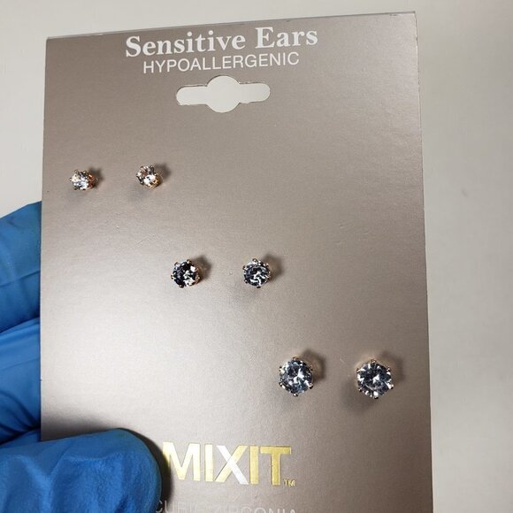 MIXIT Women's Hypoallergenic Rose Gold-Tone  Cubic Zirconia CZ Stud Earrings - Picture 8 of 9